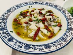 酸菜鱼-东江渔村·古典园林·30年粤菜老字号(太和店)