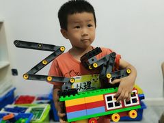 -童程童美信奥赛科技特长·乐高编程科创机器人(万达银盆岭校区)