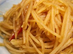-鸣记脆皮烤鱼·海鲜烤鱼(三八广场店)