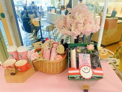 -星巴克臻选(莘庄仲盛店)