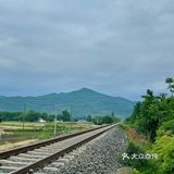 鲜牛肉🥩大腰片🍢看着火车吃着串串儿[调皮]