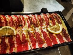 柠檬香草黑椒牛五花-小米烤肉-泥炉炭烤(常营店)