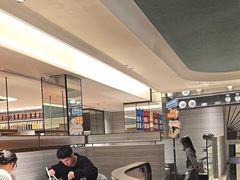 -东方红海鲜百汇(国际大厦店)