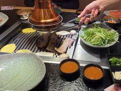 -臻牛烤肉