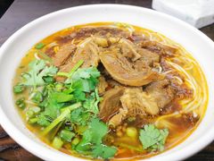 牛肉面-耙豌豆重庆小面