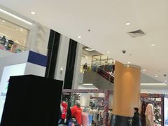 -资和信百货商场