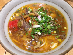 泡椒鸡杂面-呼啦面馆·头牌豌杂面(爱琴海店)