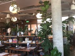 -ROAST coffee & eatery