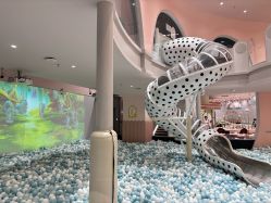 -奈尔宝家庭中心·亲子餐厅(鄞州万达店)