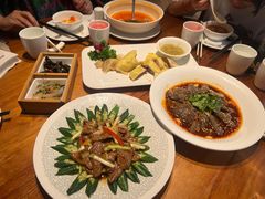 -渝半城经典川粤菜(重庆天地店)