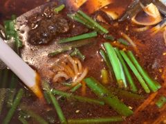 -魔都三兄弟酸辣粉·蘸卤炸串(虹桥万科店)