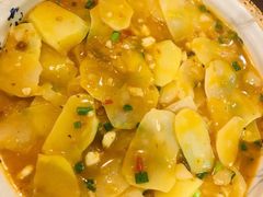 -黄桷树曹家私房菜(江与城店)