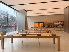-Apple零售店(玄武湖店)