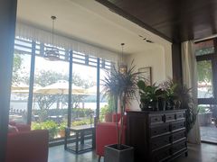靠窗位-望海·帆船主题咖啡厅•品茗下午茶(石湖景区店)