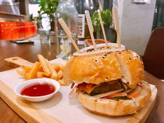 祖母超级至尊汉堡-G+KITCHEN(龙湖狮山天街店)