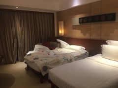 -三亚湾海居铂尔曼度假酒店