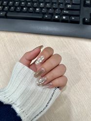 -By.2一站式美甲美睫