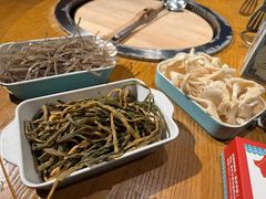 -挂旗柴锅鸡(蚌山区嘉年华店)