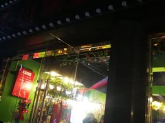 门面-川渝窈妹纸包鱼·齐齐哈尔烤肉