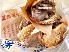 -洪峰浩老北京烧饼夹肉(角门路店)