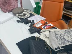 -聚云奢二手奢侈品黄金手表包包回收·中古店(三里屯总店)