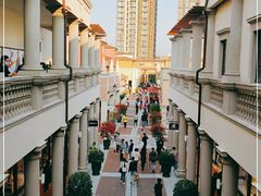 -佛罗伦萨小镇广佛名品奥特莱斯(疏港路店)