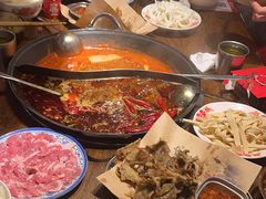 -萍姐火锅·公路夜市(武汉首店)
