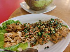 -大树下海鲜饭店