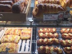 -好利来(高新枫叶广场店)