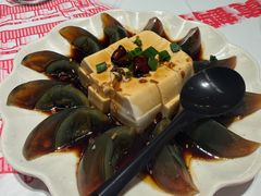 -肥肥虾庄·金牌油焖大虾(汉街SKP店)
