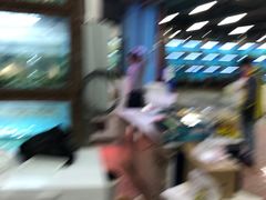-渔人湾码头海鲜市场负二楼