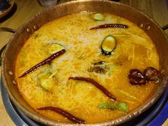 -洱火云南酸菜牛肉火锅(石景山当代商城店)