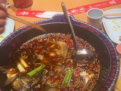 -何师傅美蛙鱼头(汉街店)