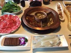 -滇釜火锅·能喝汤的火锅(车公庄店)