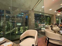 -怡咖啡海鲜自助餐厅(浦东香格里拉店)