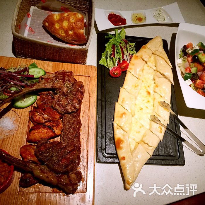 bus grill 巴士扒房-土耳其烤肉巴士扒房烤肉拼盘图片-北京牛排-大众