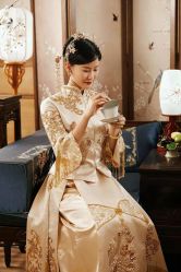 -雪中彩影婚纱摄影·微光艺术中心