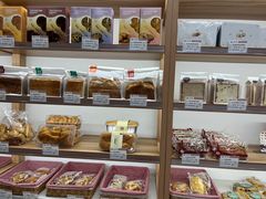 -红宝石·鲜奶小方·海派西点房(联洋店)