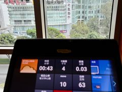 -富力丽思卡尔顿酒店健身中心