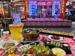 -刘姐啤酒鱼民族演艺餐厅(西街总店)