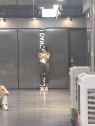 -泫舞舞蹈工作室