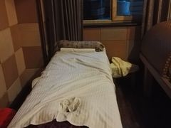 -莱仪堂艾灸经络养生馆(九亭一店)