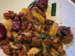 -隔壁老王·家常云南菜(花巷店)