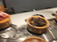 -龍歌自助小火锅(市南金茂湾店)
