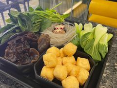 -一席地·本地鸡窝·杭帮鸡火锅(萧山银隆百货店)