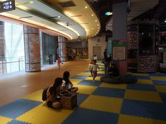 -天空之城欢乐嘉年华苏州店(环球188广场店)