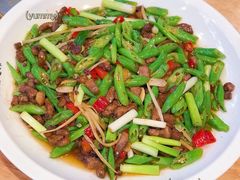 青椒酱爆鸭-五丁桥光头香辣蟹(望江橡树林店)