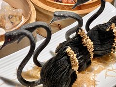 黑天鹅榴莲酥-悦秀·高级粤菜