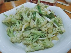 -赤峰宴宾楼(满洲里路店)