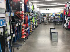 店内环境-迪卡侬(金龙湖店)